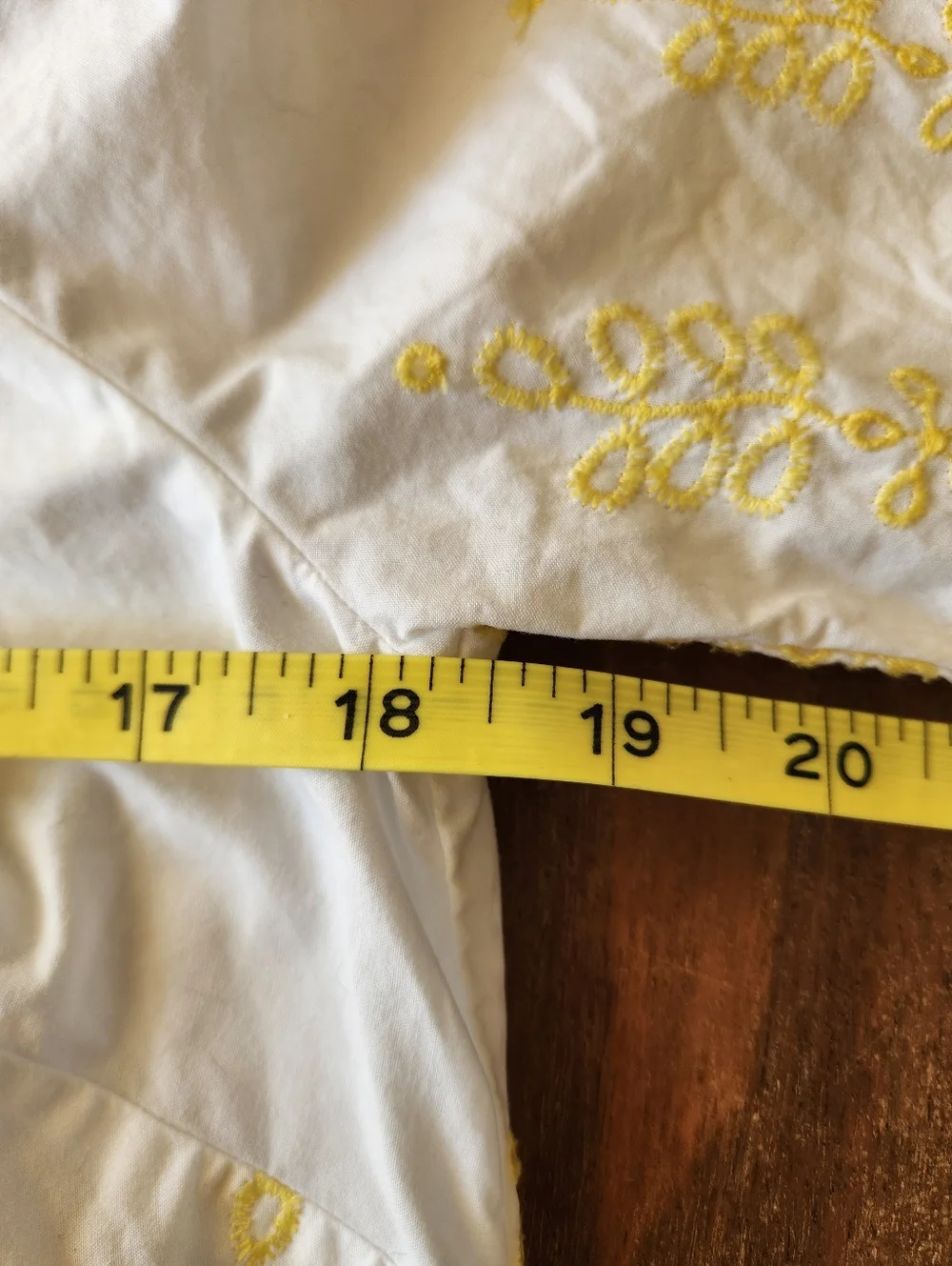 Talbots White Off-Shoulder Top with Yellow Embroidery SP